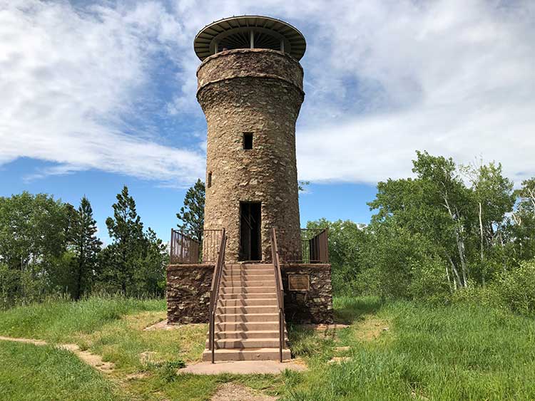 Mount-Theodore-Roosevelt-Monument