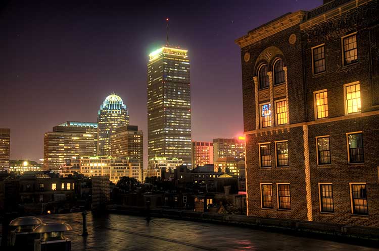 The-Prudential-Center-at-Night