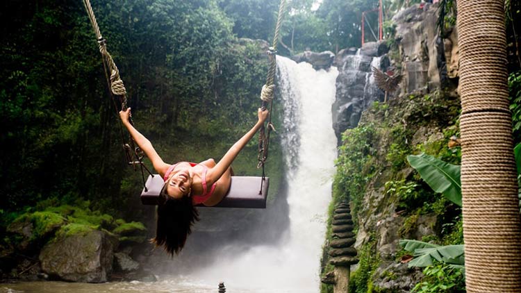 Aling-Aling Waterfall Swing In Lemukih, North Bali
