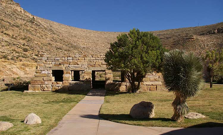 Sitting Bull Falls