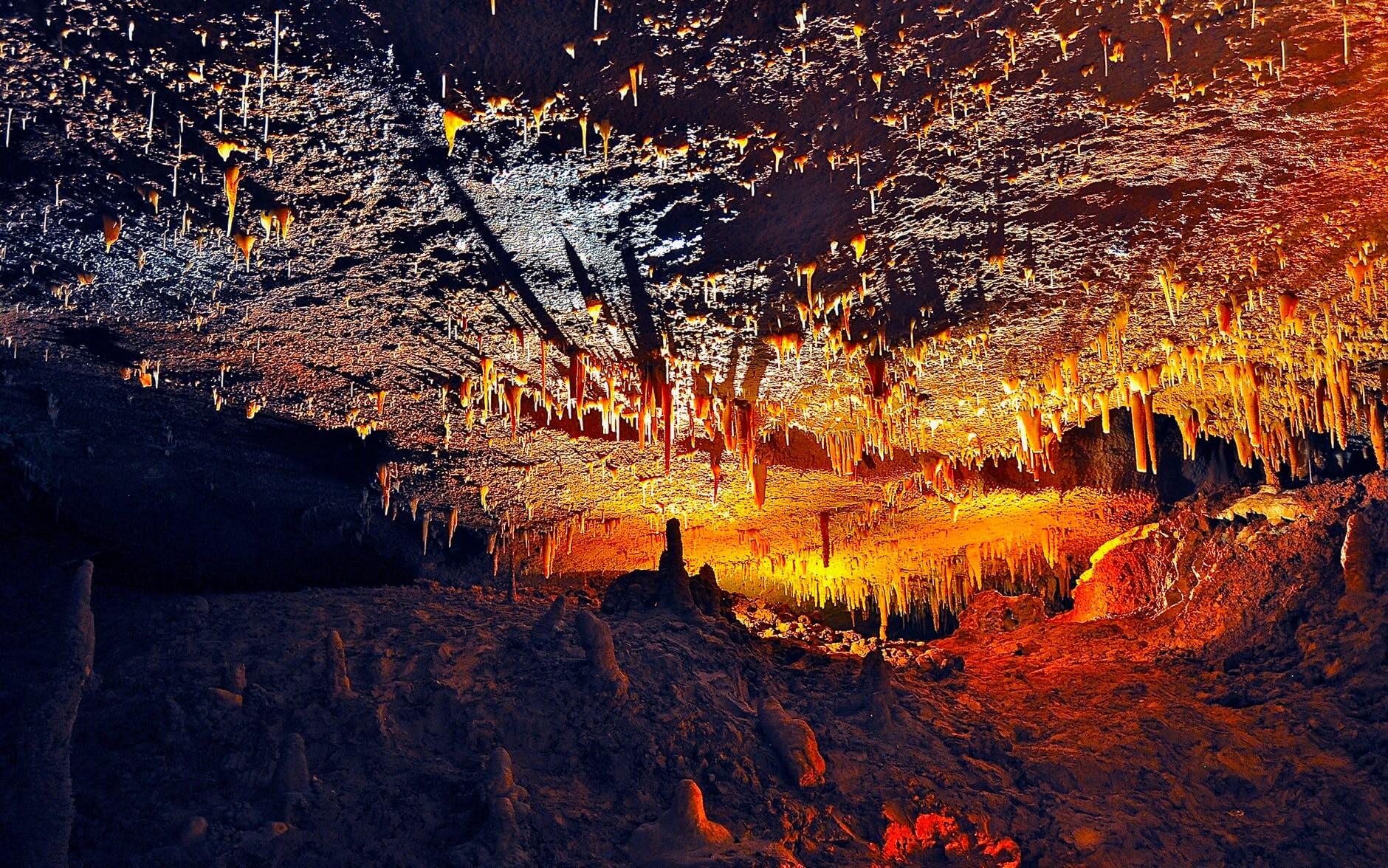 Stark Caverns Oz