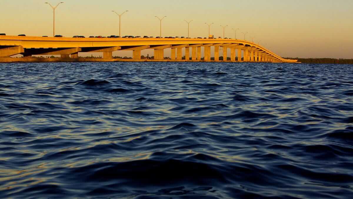 Midpoint Memorial Bridge