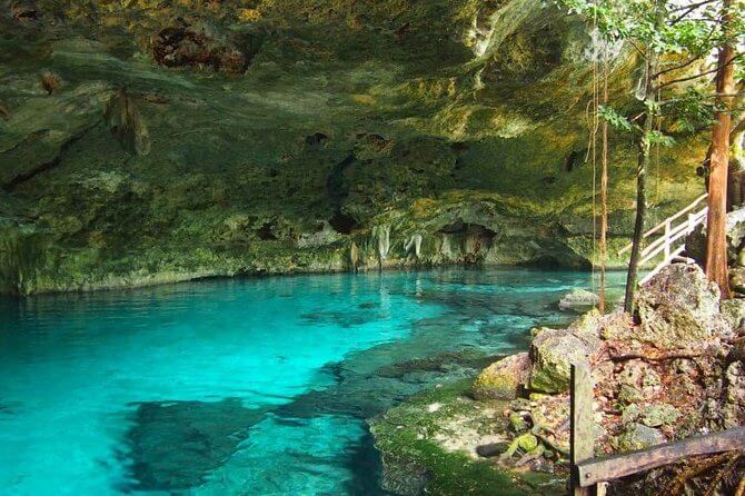 Cenote Dos Ojos