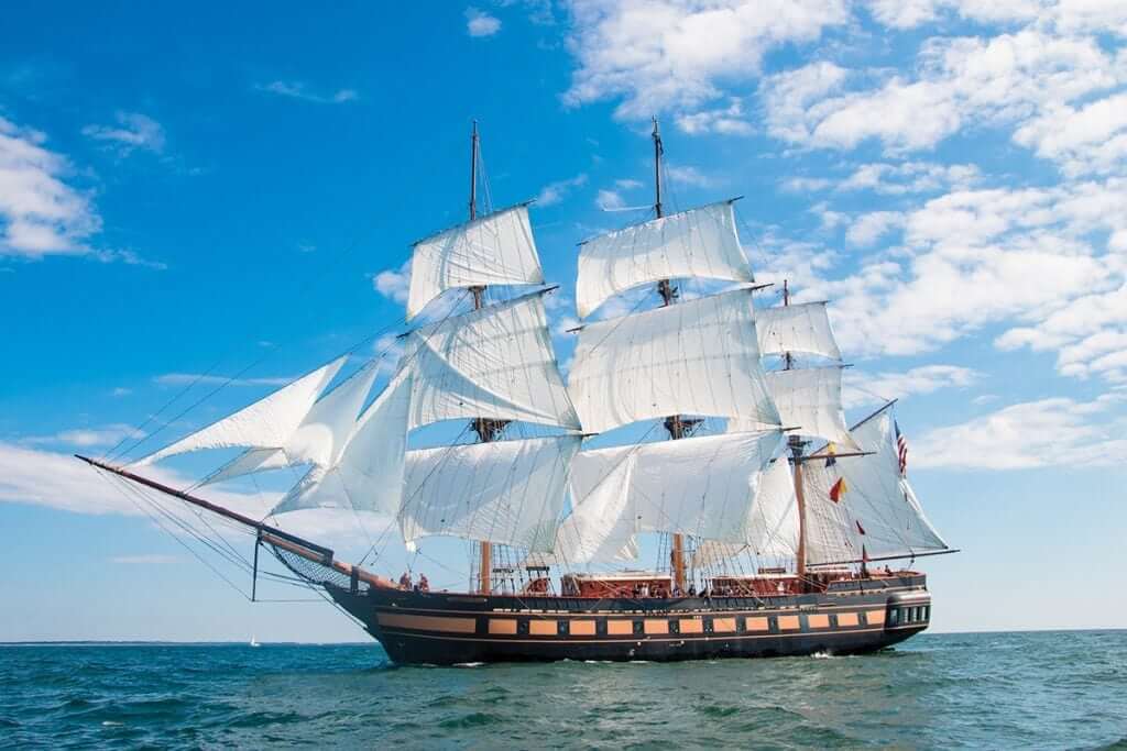 Traverse Tall Ship Company