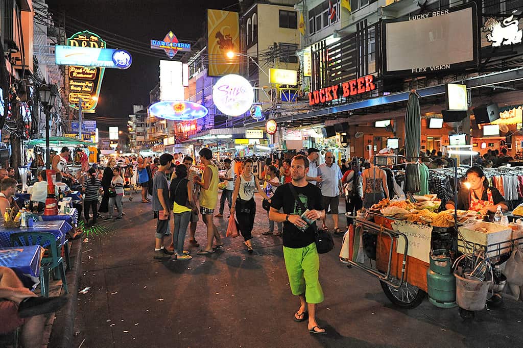 Party Late Into the Night at Khao San Road 