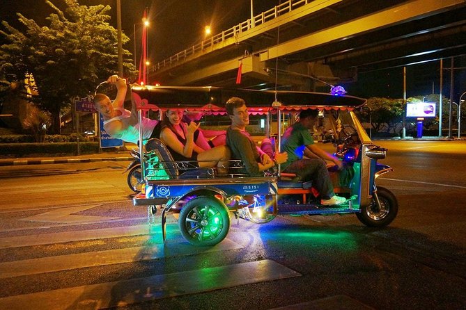 Take a Thrilling Tuk tuk Ride