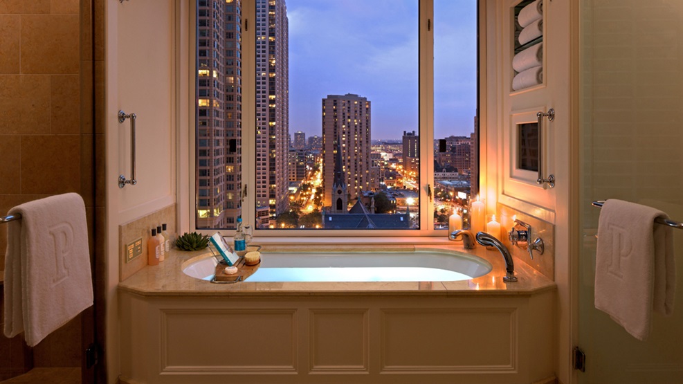The Peninsula Chicago Hotel With Hot Tub