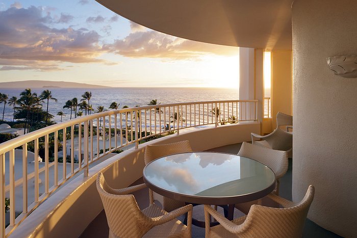 Best Hotels & Resorts in South Maui