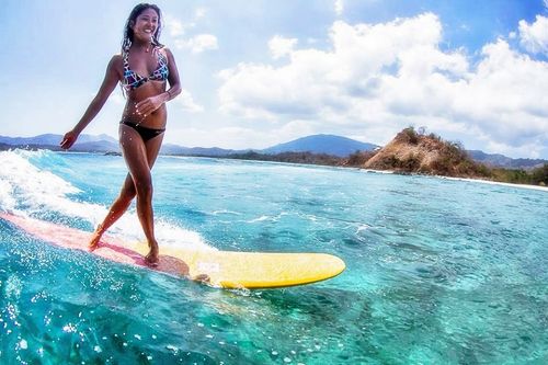 Bora Bora Surfing