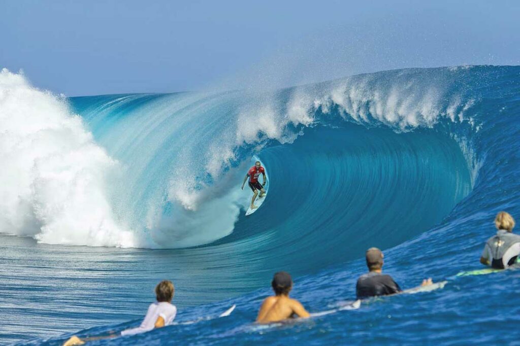 Bora Bora Surfing