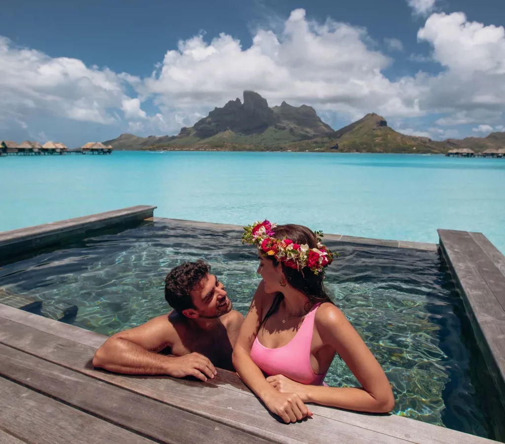 Bora Bora vs Fiji -Which is better Honeymoon destination?