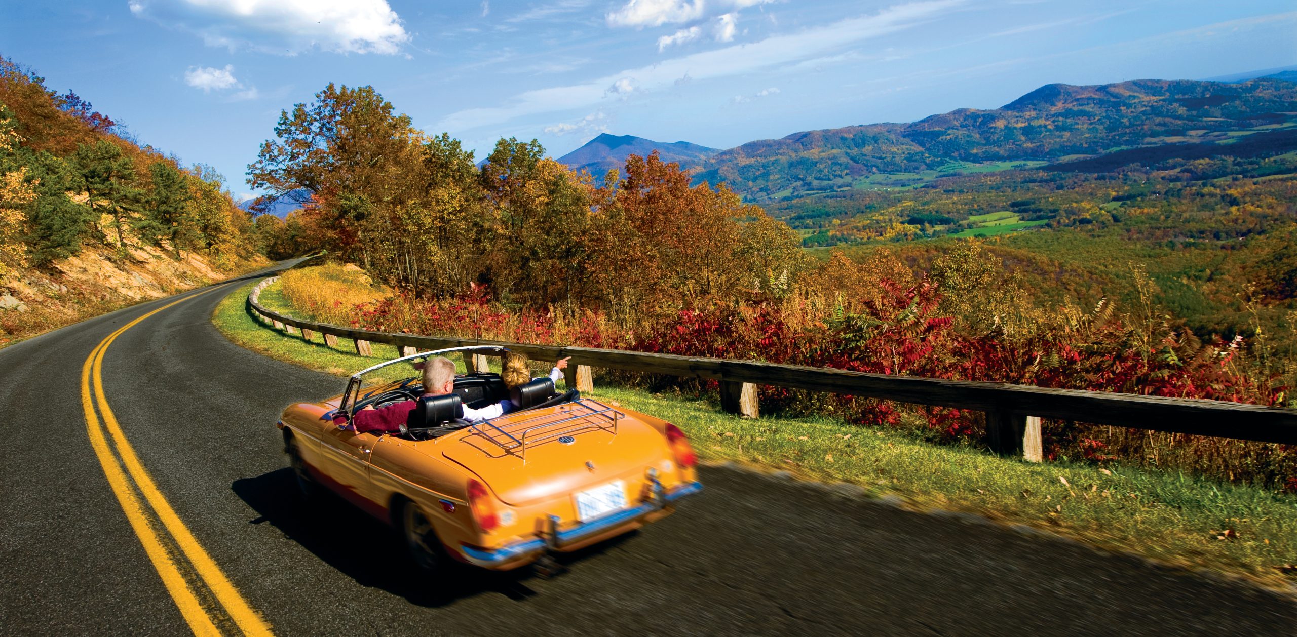 10 Best Scenic Drives in the US for an Epic Road Trip