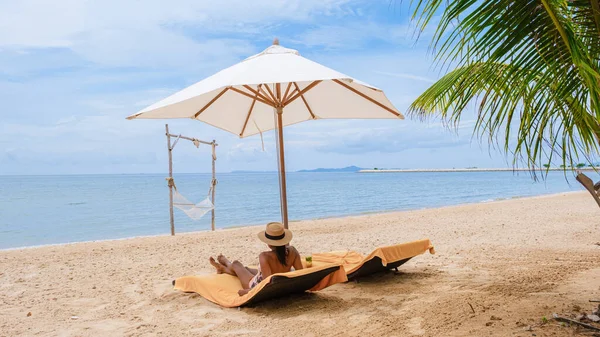 Relax on Pattaya Beach
