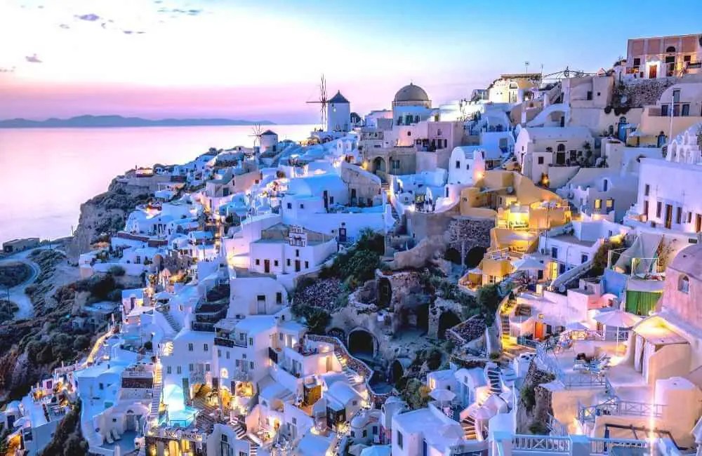 The Most Stunning Things to Do in Santorini for a Heavenly Vacation in Greece! - The Tiny Book